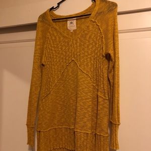 Mustard ripcurl sweater